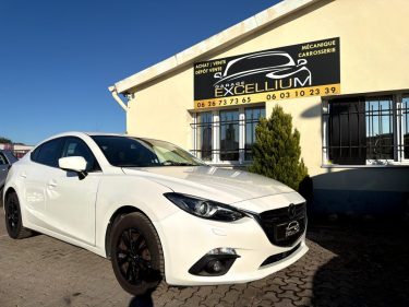 MAZDA 3 LIMOUSINE SKYACTIV TECHNOLOGY GARANTIE 12 MOIS