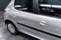 Peugeot 206 5 Portes 1.4 I 2004 - Miniature 29