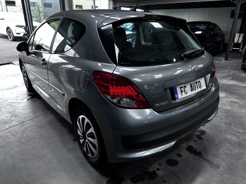 Peugeot 207 207 1.6 HDI 90 Premium 2009 - Miniature 4