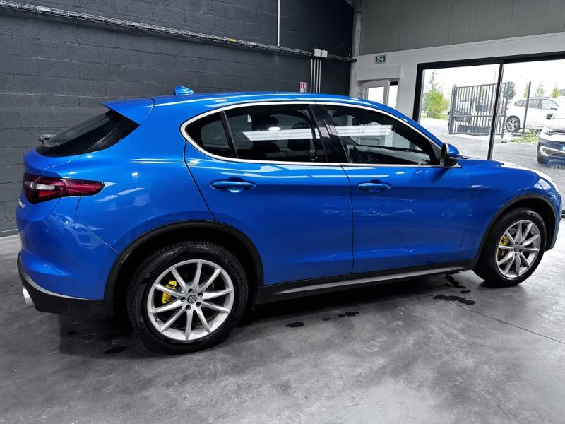 Alfa Romeo Stelvio 2.2 210CV Q4 AT8 Super 2018 - Miniature 7