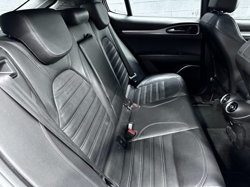 Alfa Romeo Stelvio 2.2 210CV Q4 AT8 Super 2018 - Miniature 14