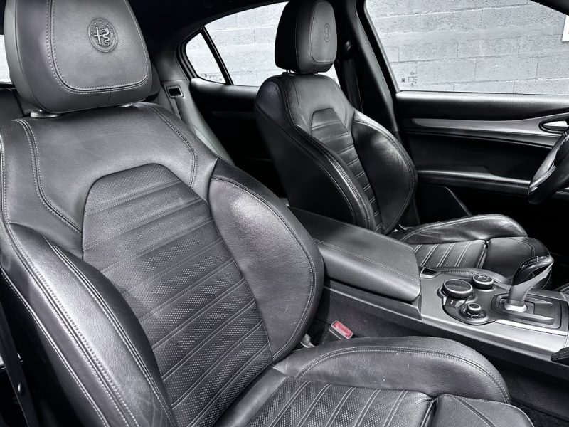 Alfa Romeo Stelvio 2.2 210CV Q4 AT8 Super 2018 - Miniature 13