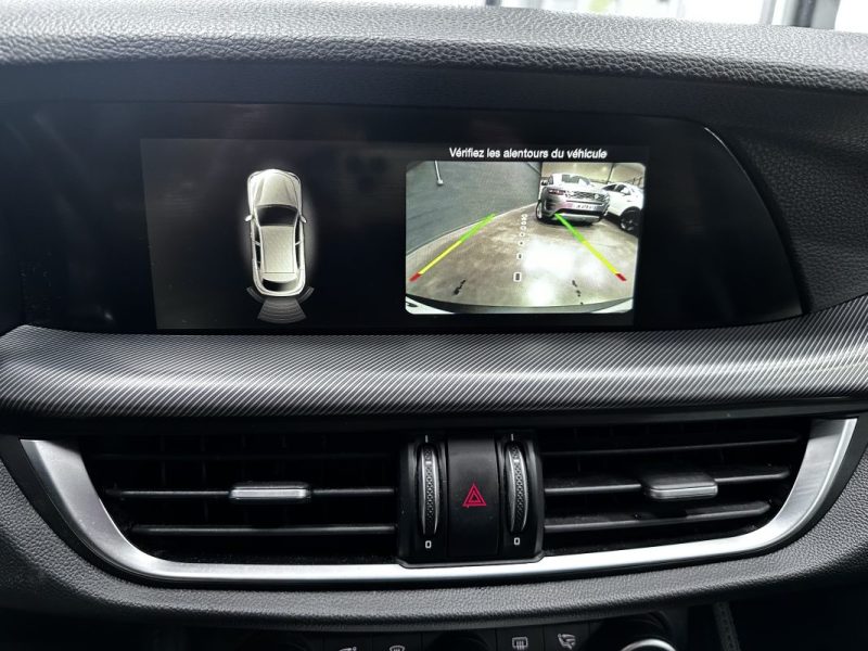 Alfa Romeo Stelvio 2.2 210CV Q4 AT8 Super 2018 - Miniature 16