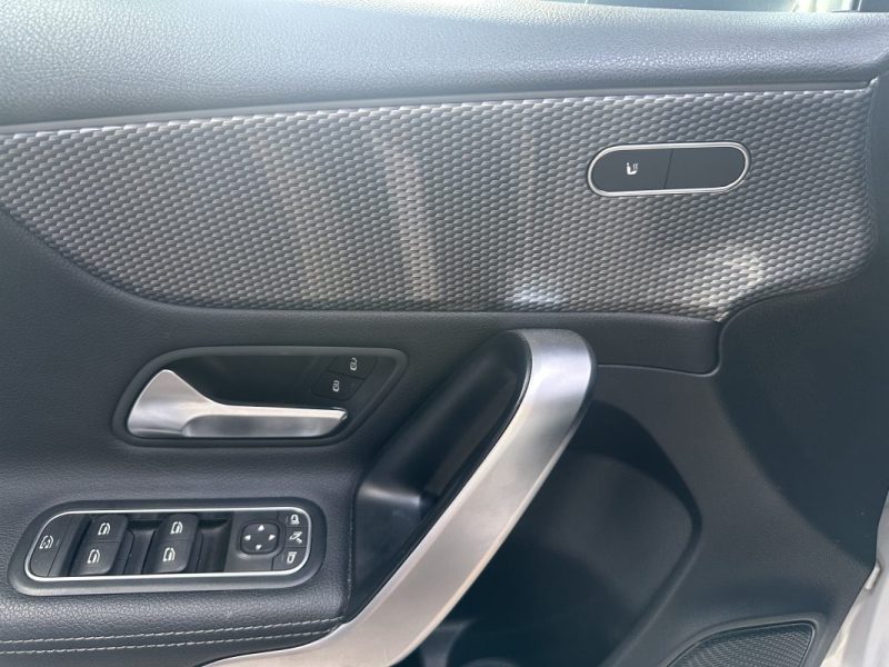 Mercedes-benz Classe A (w177) A 220 4-matic 7g-dct 190CV Toit Ouvrant 2019 - Miniature 14