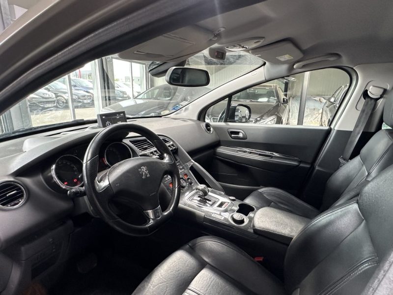 Peugeot 3008 HYBRID4 2.0 HDI 163CV BMP6 + Electric 37CV 2014 - Miniature 13