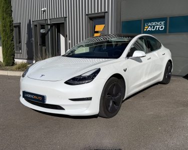 TESLA MODEL 3 - 2emes Mains - SoH 83% - Blanche / Noir