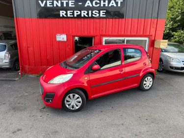 PEUGEOT 107 1.0 2013